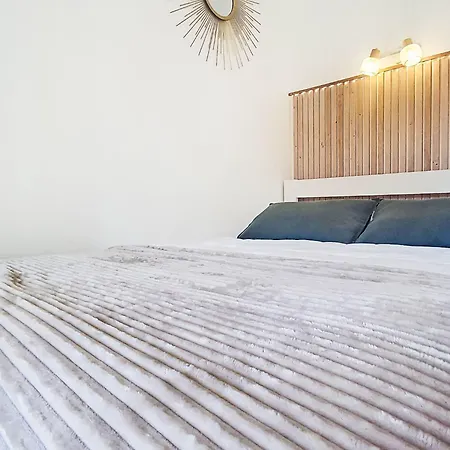 Le Vallon Du Roy-3 By Interhome * Bandol